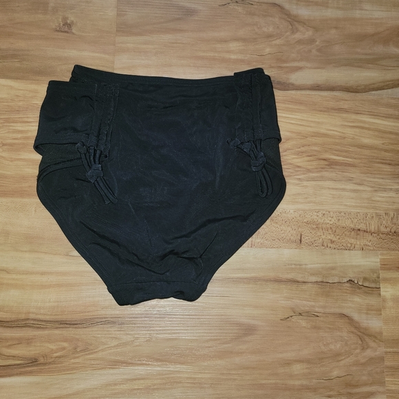 VS high-waisted black bikini bottoms - Picture 4 of 4